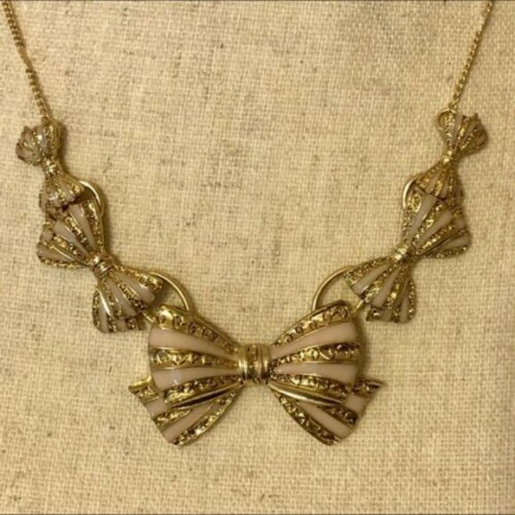 LAUREN CONRAD BOW NECKLACE